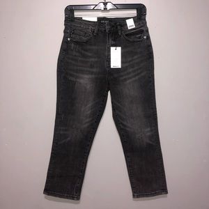 NWT Judy Blue Grey Lightly Distressed Skinny Fit Jean Capris